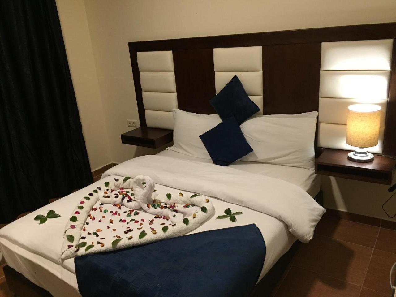 Uptown Hotel Apartment アンマン エクステリア 写真